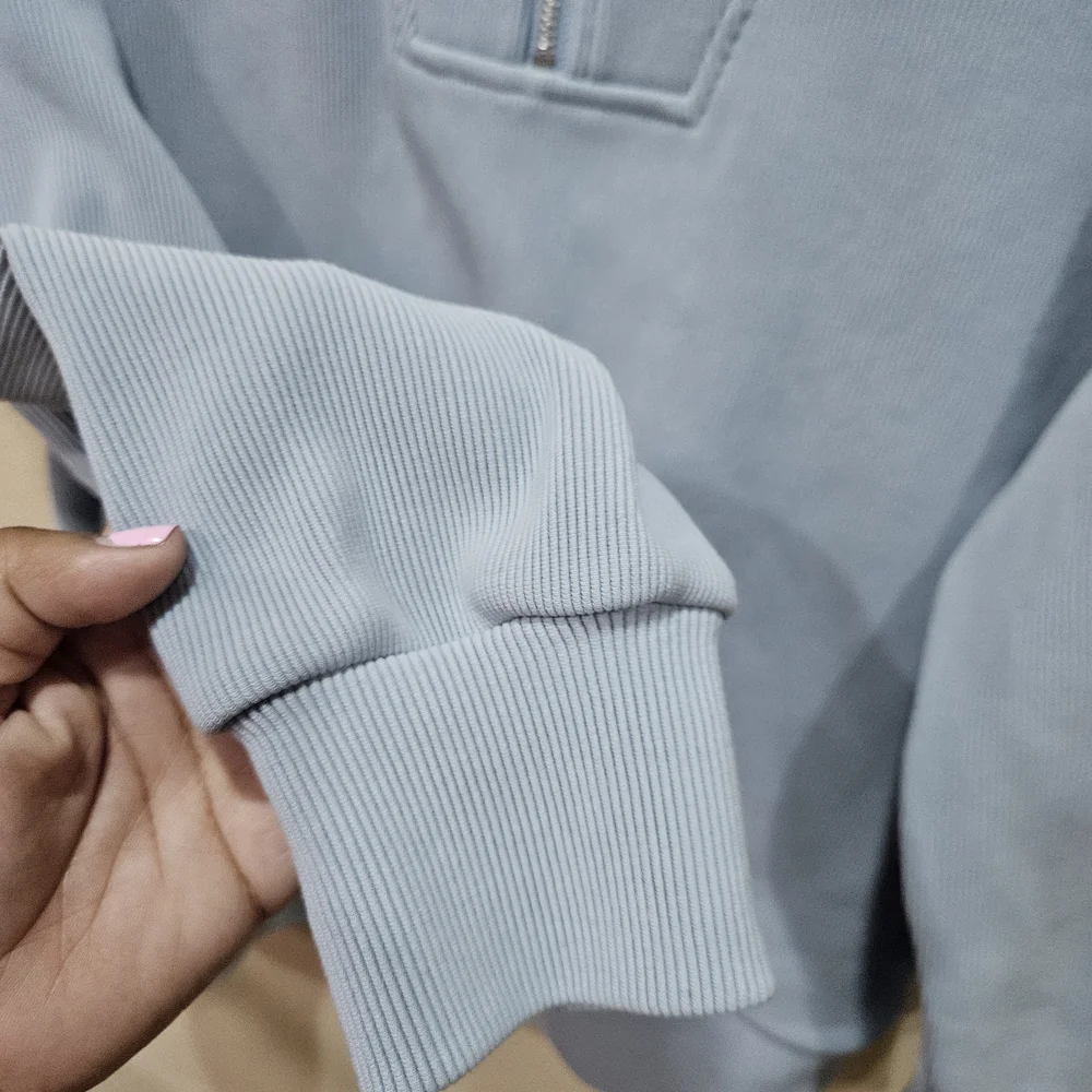 Light Blue Half-Zip Pullover Sweatshirt - Varley - Picture 5 of 6